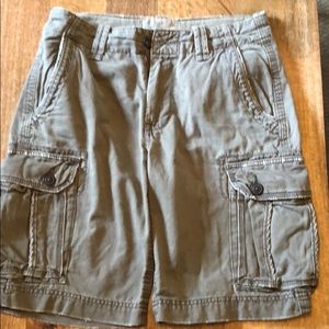 Men’s American Eagle Cargo shorts
